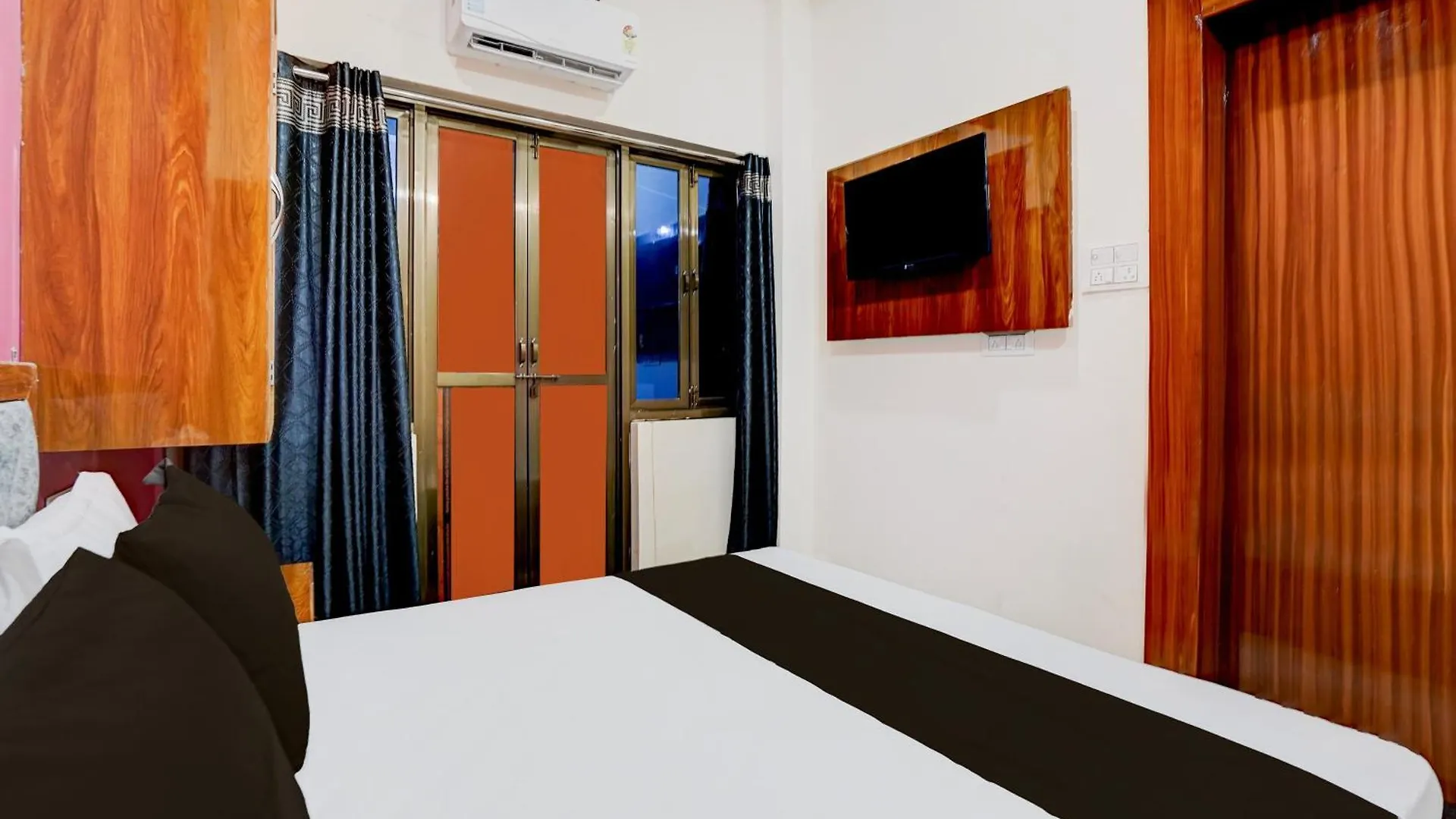 Hotel O Buddha Stay Inn Varanasi