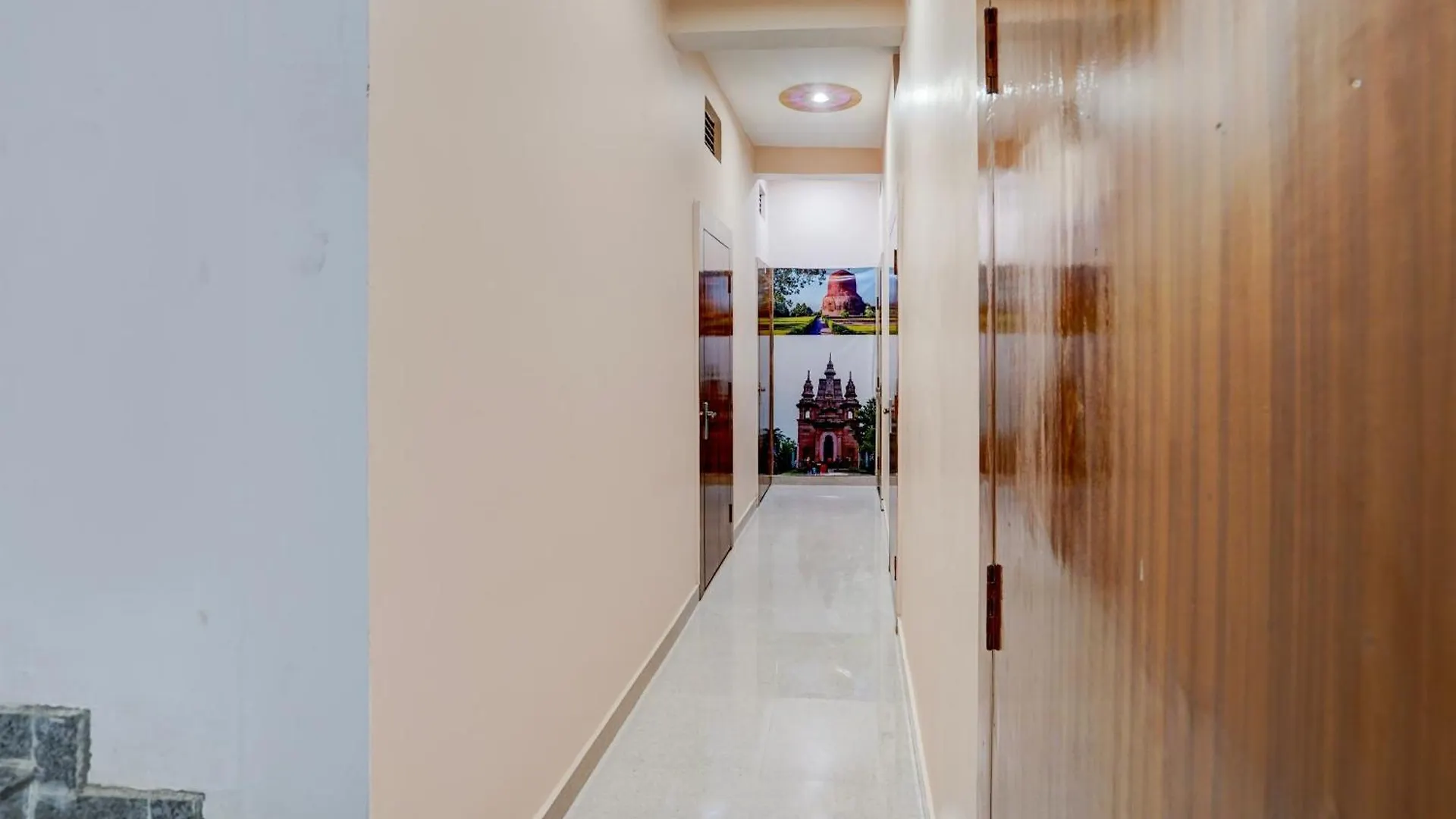 Hotel O Buddha Stay Inn Varanasi 3*,