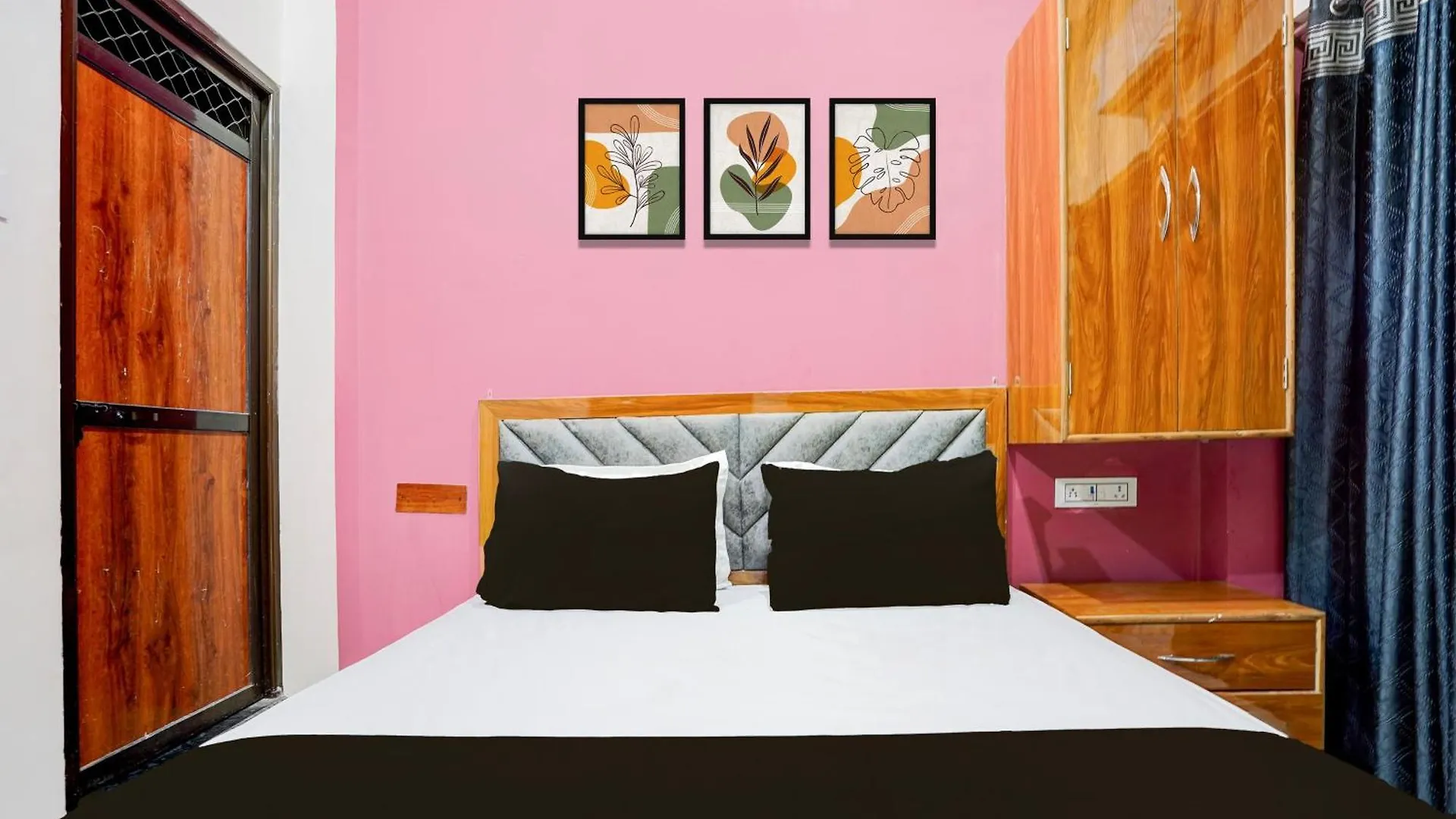 Hotel O Buddha Stay Inn Varanasi